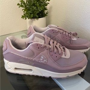 Nike Air Max Women’s 8